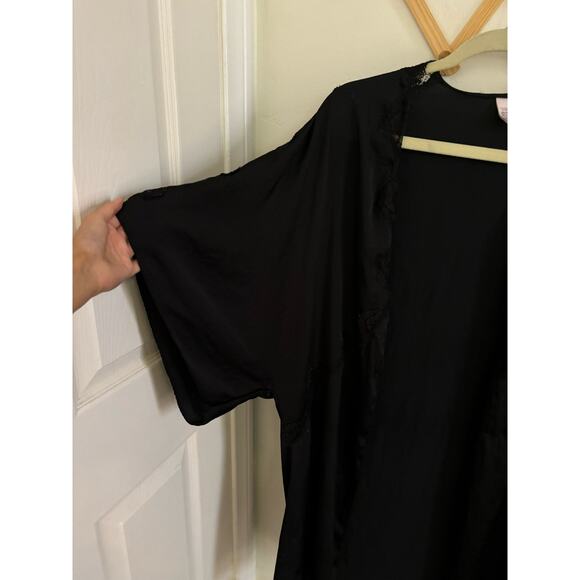 Victoria's Secret Sleepwear Women's XS Black Robe Satin Lace Open Kimono Long - Picture 2 of 5